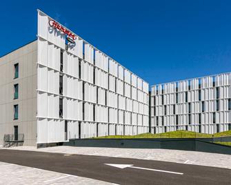 Hampton by Hilton Alcobendas Madrid - Alcobendas - Building
