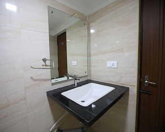 Hotel Golden Gateway - Vellore - Badkamer