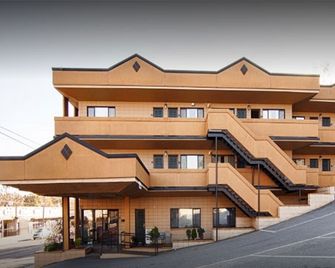 University Inn & Suites Tallahassee - Tallahassee - Gebäude