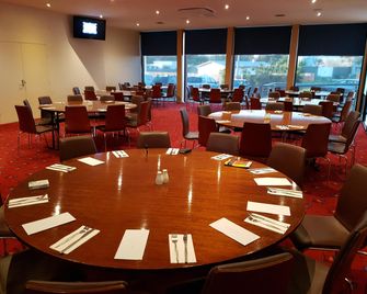 The Central Hotel Motel Lakes Entrance - Lakes Entrance - Meeting room
