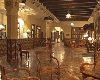 The Hotel Paisano - Marfa - Reception