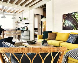 marAmar Bungalows - Santa Teresa - Olohuone