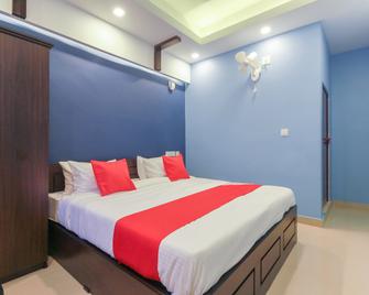Oyo 26742 Way Side Residency - Mananthavady - Bedroom