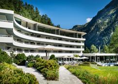 7132 Hotel - Vals - Edificio
