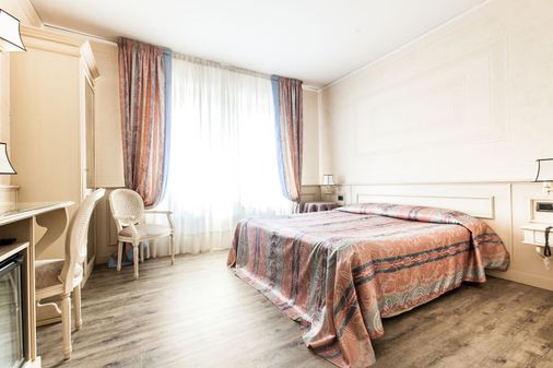 Hotel San Luca - Verona - Bedroom