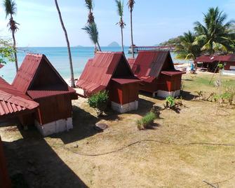 Senja Bay Resort - Kecil - Gebouw