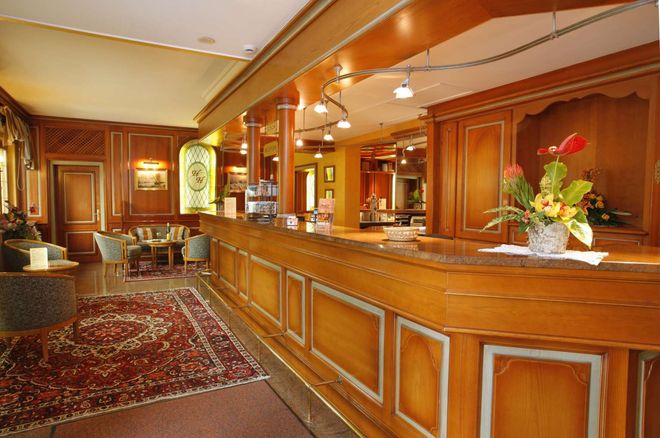 Hôtel Turenne - Colmar - Front desk