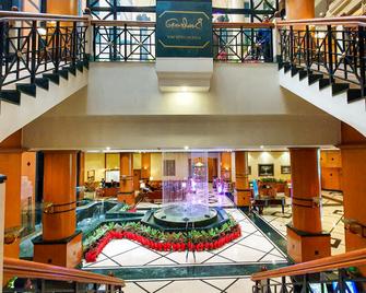 The Orchid Hotel Mumbai Vile Parle - Bombay - Lobby