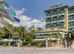 Hotel Siesta - Camaiore - Κτίριο