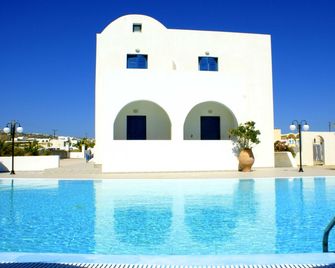 Blue Bay Villas - Kamari - Gebäude