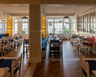 هوتل إلس بنز - بلاتجا دو أرو - مطعم