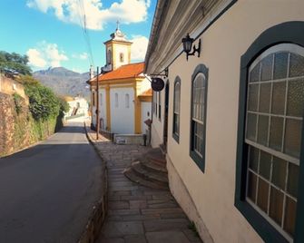 Brumas Ouro Preto Hostel e Pousada - Ouro Preto - Vista del exterior