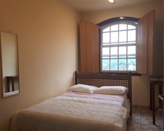 Brumas Ouro Preto Hostel - Ouro Preto - Bedroom