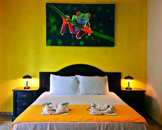 B&B Hotel Vista Linda Montaña - Alajuela - Habitación
