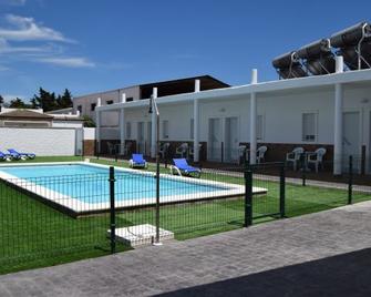 Alojamientos Alma - Conil de la Frontera - Piscina