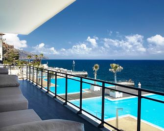 Vidamar Resort Madeira - Dining Around, Free Dinner - Funchal - Balcón