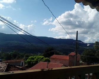 Pousada Alegre Pinheirinho - Tiradentes - Balcón