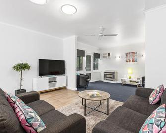 Wattle Grove Motel Maryborough - Maryborough - Sala de estar