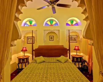 Fort Dhariyawad Heritage Hotel Udaipur - Dhariyawad - Bedroom