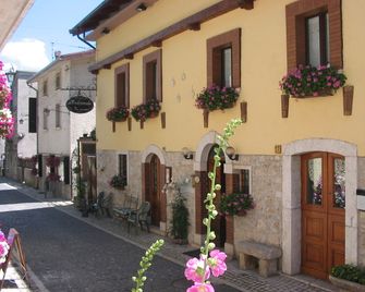 Albergo Andromeda - Pescasseroli - Gebäude