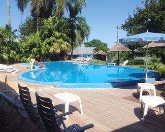 Campo & Golf - Victoria - Pool