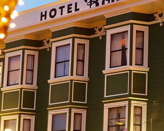 Hotel Boheme - San Francisco - Building