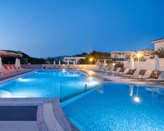 Esperia Hotel - Laganas - Pool