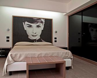 Salice Resort - Corigliano Calabro - Bedroom