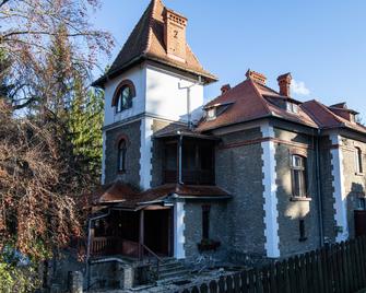 Vila Retezat Sinaia - Sinaia - Edificio