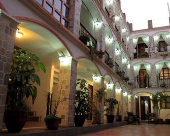 Golden Rest Latacunga - Latacunga - Edificio
