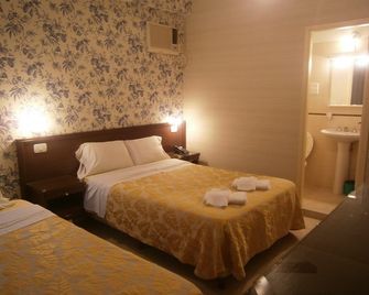 Hotel Florida - Concordia - Schlafzimmer