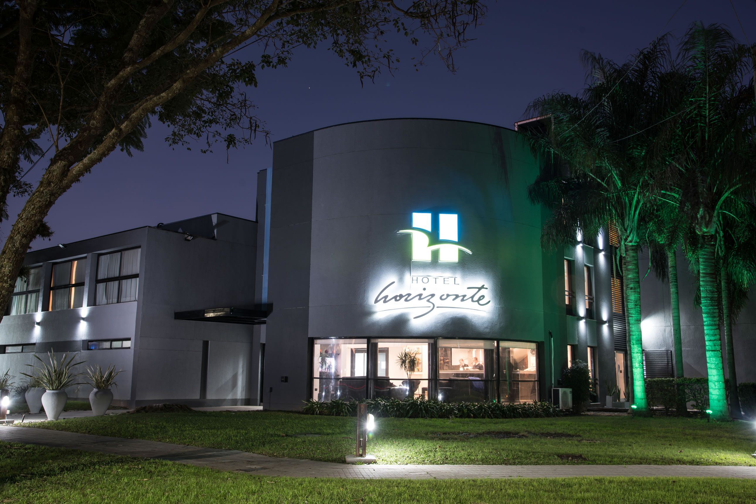 Hotel Horizonte - Puerto General San Martín - Edificio