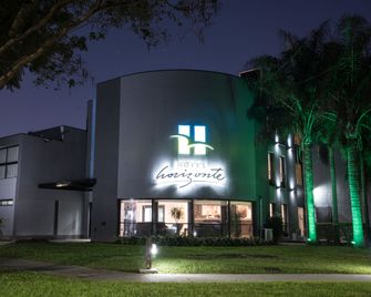 Hotel Horizonte - Puerto General San Martín - Edificio