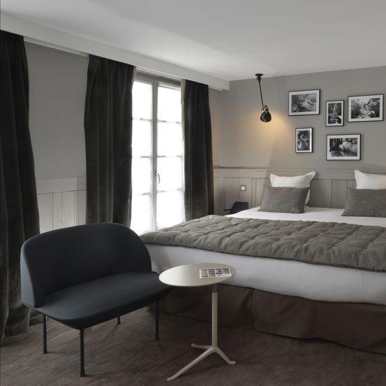 Bedroom view of Hôtel Hélios Opéra