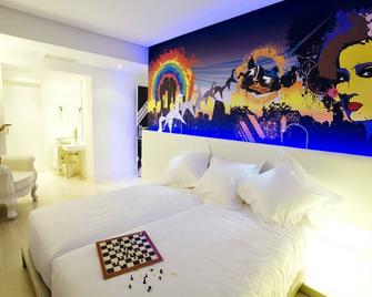 Dormirdcine - מדריד - חדר שינה