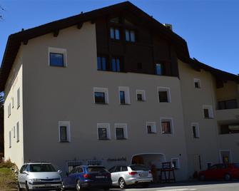 Chesa Surlej Hotel - Silvaplana - Building