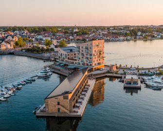 Slottsholmen Hotell och Restaurang - Västervik - Budova