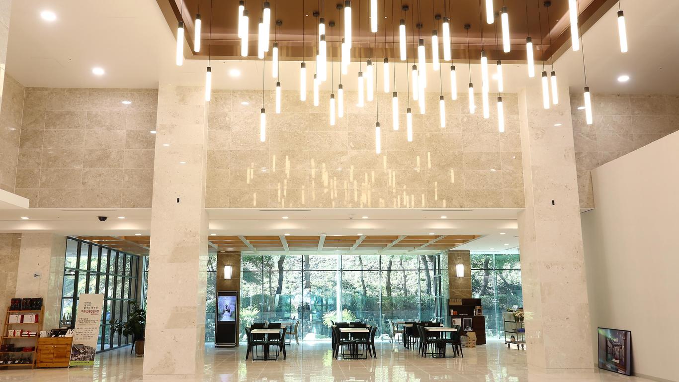 ذا كاي جيريسان فاميلي هوتل