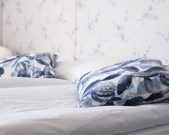 Agda Lund Bed & Breakfast - Kivik - Sovrum