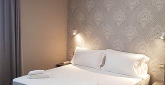 Hotel Della Rosa - Ancona - Schlafzimmer