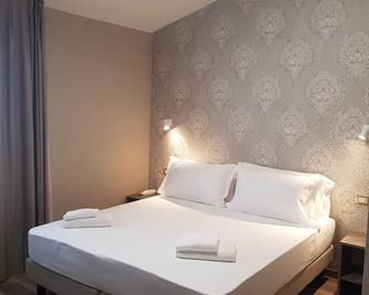 Hotel Della Rosa - انكونا - غرفة نوم