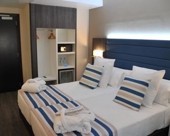 Hotel Ronda Lesseps - ברצלונה - חדר שינה
