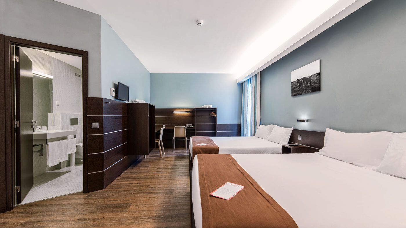 Moov Hotel Évora - Evora - Habitación