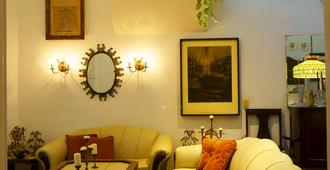 Boutique Hotel Sarmiento - Santa Clara - Living room