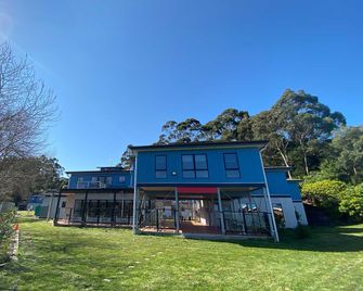Wild Rivers Escape - Strahan - Building