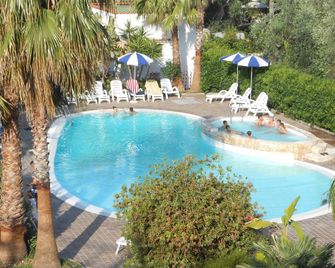 Hotel Magnolia - Vieste - Piscina