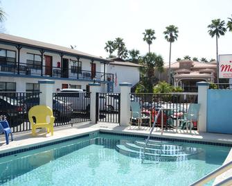 Merida Inn & Suites - סנט אוגוסטין - בריכה