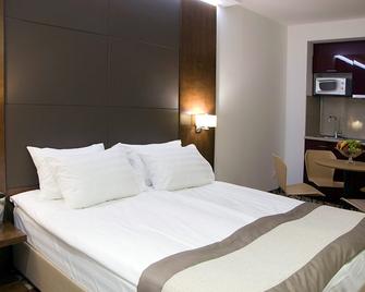 Central Hotel Sofia - Sofia - Bedroom