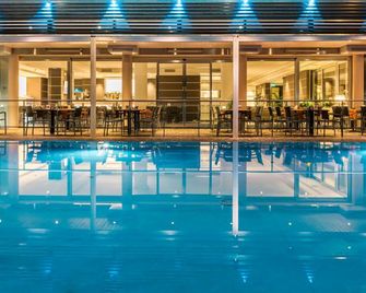 Hotel Imperial - San Benedetto del Tronto - Piscina
