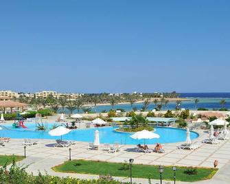 Royal Brayka Beach Resort - Marsa Alam - Pool